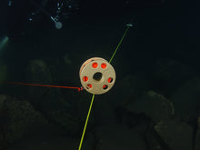 画像をギャラリービューアに読み込む, Hi-Viz 6.5'' Wide Scuba Diving Surface Marker Buoy (SMB) Safety Sausage + Finger Spool Reel with Marine Grade Stainless Steel Double Ended Snap